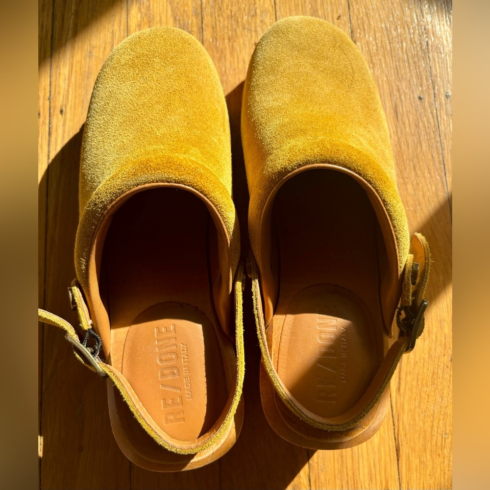 RE/DONE size 36 clogs in mustard yellow